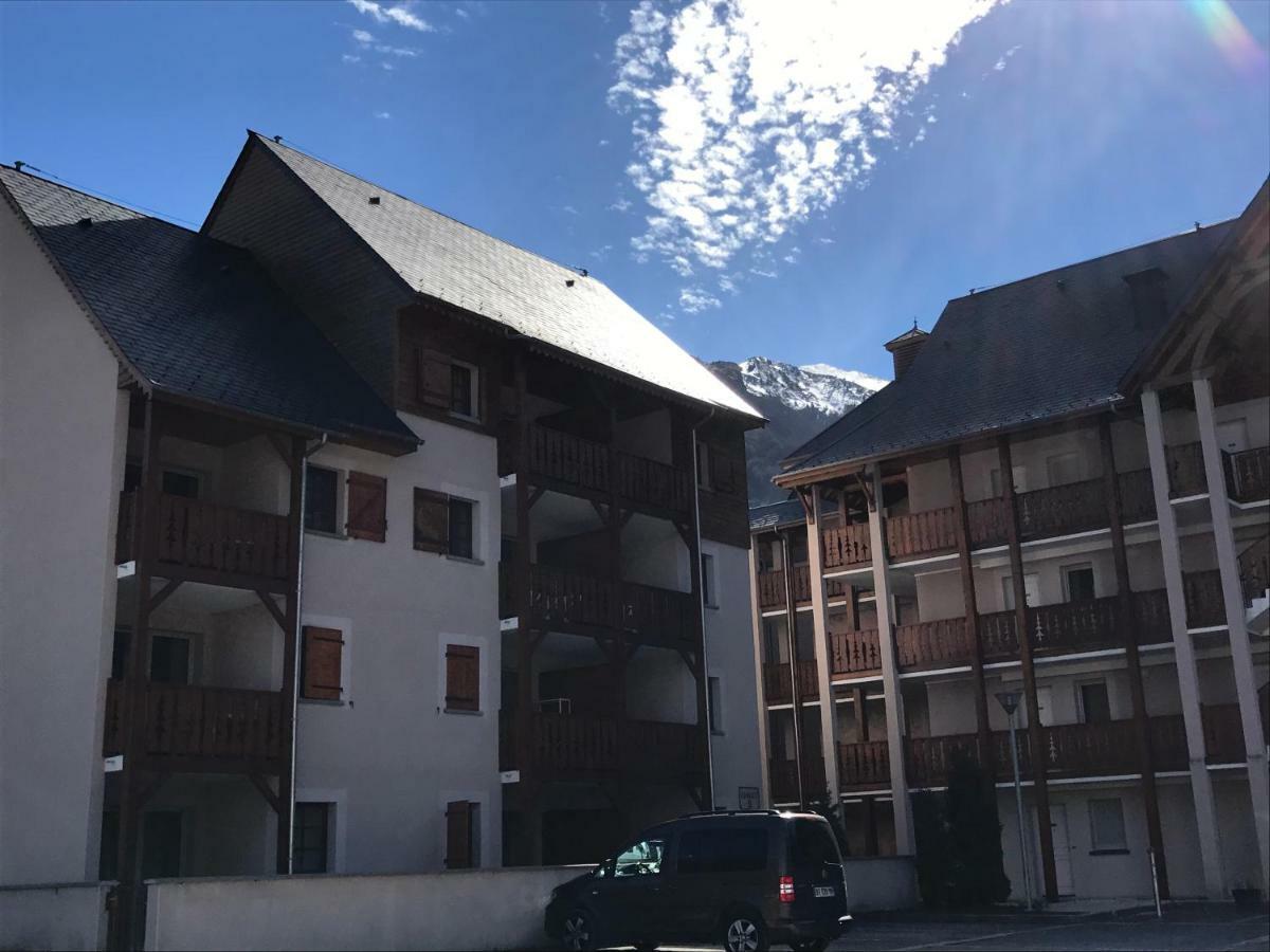 Appartement Tt Confort Au Coeur Des Montagnes Avec Vue Sur Les Montagnes Wifi Luz-Saint-Sauveur Zewnętrze zdjęcie